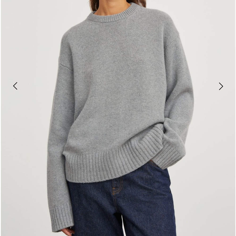 Poe jumper Skall merino wool sweater size medium